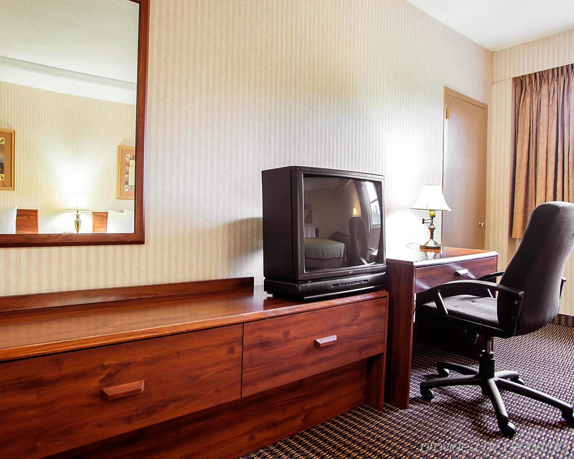 Econo Lodge Съмърсет Екстериор снимка